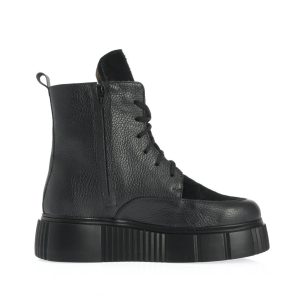 Ghete Patricia din piele neagră cu talpă chunky